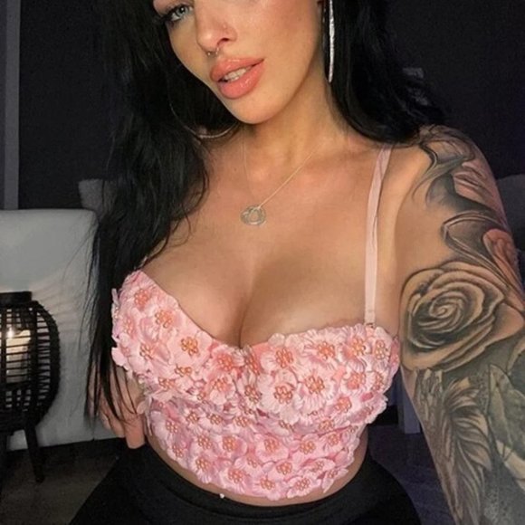 The Stunner Beaded Detailed Flowers Corset Top - Picture 4 of 11